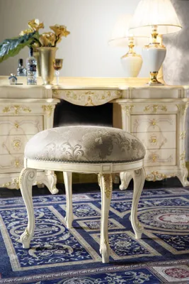 Produktbild von Polsterhocker Sitzhocker Edler designer  Möbel Pouf Fußhocker Sitz Hocker