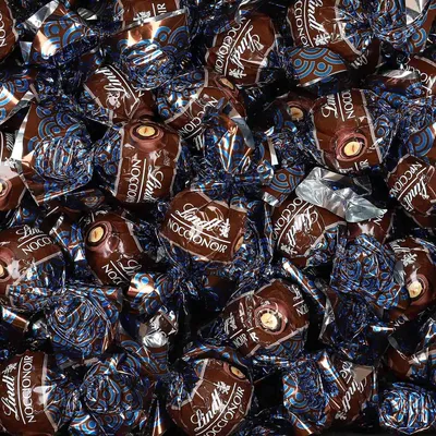 Produktbild von Lindt Kugeln Noccionoir 4kg