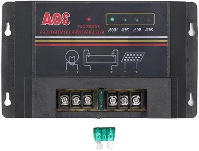Image de Régulateur de charge solaire - 30 A - Noir - Protection de la batterie - Sécurité renforcée
