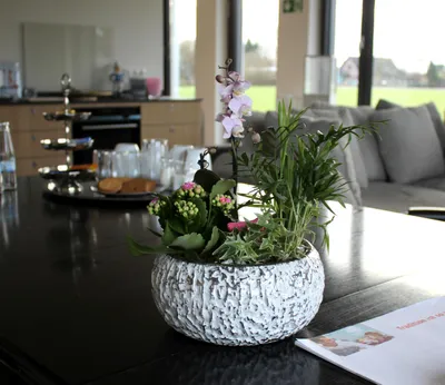 Produktbild von Keramik Pflanz-Gefäß rund weiß-silber Ø 31cm x 14cm