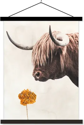 Produktbild von MuchoWow® Textilposter Schottisches Hochlandrind - Blume - Retro 90x120 cm mit schwarzem Rahmen - Dekoration