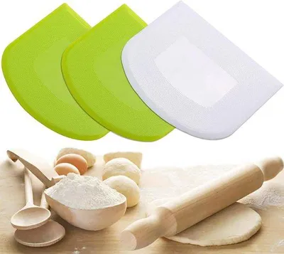 Productafbeelding van Unyqoos® 3-delige set flexibele deegschrapers gemaakt van voedselveilig, BPA-vrij PE – bakaccessoires voor het snijden, vormen en portioneren