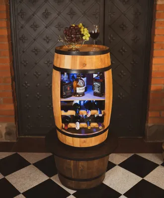 Zdjęcie produktu dla Stojak na wino z oświetleniem LED RGB, drewniana beczka na wino, wysokość 80 cm, beczka na wino, stojak na butelki alkoholu, drewniany stojak na wino (dąb)