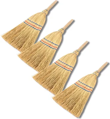 Produktbild von Novatool 4x Kleiner Besen Reisigbesen mit Stiel kurz 40cm Strohbesen Kinder Hexenbesen klein Garden broom Mini Besen klein IDEAL als Kinderbesen & Campingbesen