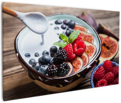 Produktbild von Wallario Premium Leinwandbild Joghurt mit frischen Früchten in Größe 60 x 90 cm