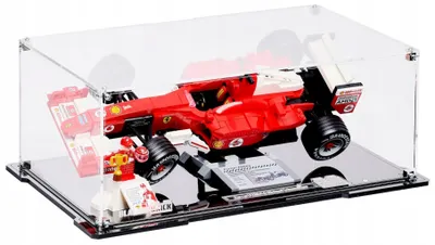 Produktbild von Blacked Brick Vitrine für LEGO® 11375 ICONS – Ferrari F2004, Michael Schumacher