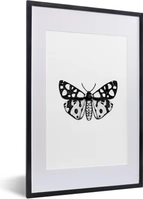 Produktbild von MuchoWow® Gerahmtes Poster Schmetterling - Vintage - Schwarz und weiß 40x60 cm - Poster mit Schwarzem Bilderrahmen Wandposter Rahmen Foto Bilder - Poster in Rahmen