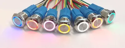 Produktbild von Druckschalter, Chrom - 3V/5V, LED beleuchtet Leuchtringfarbe: Grün Spannung: 3V