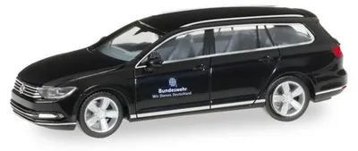 Produktbild von Herpa PKW VW Passat Variant Bundeswehr 700870