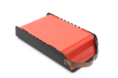 Produktbild von The Favilla FUMO mobiler Holzkohlegrill – Kompakter 2-in-1 Grill mit Edelstahlrost & Spießhalterung –Inkl. Tragetasche für Camping, Balkon & Picknick