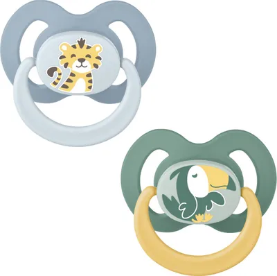 Obrázok produktu pre Baby Nova Anatomický utišujúci cumlík s krúžkom silikón 6-18m 2 ks sterilizačný box