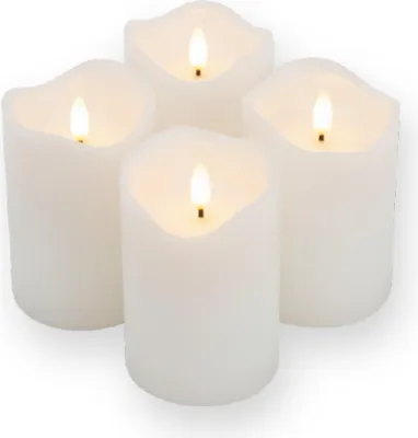 Produktbild von ToCi LED Kerzen Set Weiß mit 4 flammenlosen Echtwachs-Kerzen mit schwarzem Docht und Timer (Weiß - Ø 7,5 x 12,5 cm)