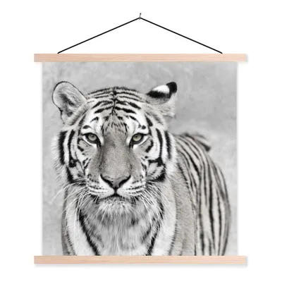 Produktbild von MuchoWow® Textilposter Tiger - Natur - Schwarz - Weiß 120x120 cm mit holzfarbenen Rahmen - Textil-Poster