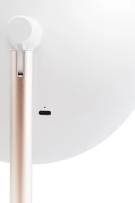 Zdjęcie produktu dla Lusterko do makijażu ETA Fenité I Lusterko do makijażu z oświetleniem I 5-godzinny akumulator I Kabel USB-C I Odchylenie 0-90° I Średnica 178 mm I 3 tryby oświetlenia