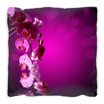 Produktbild von Wallario Premium Kissen, weiche Oberfläche, mit Motiv Rosafarbene Orchidee  Blüten in pink, Größe: 60 x 60 cm, mit weißer Rückseite