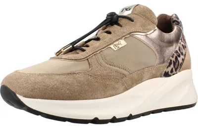 Productafbeelding van Nero Giardini sneaker, model: sneaker. Materiaal: veloursleer/textiel