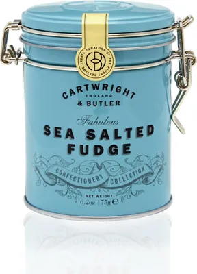 Produktbild von Salted Caramel Fudge, blue tin, Meersalzkaramellen in blauer Geschenk Dose, 175 g, Cartwright & Butler, England