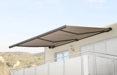 Zdjęcie produktu dla Markiza kasetowa elektryczna HWC-H27, markiza kasetowa 6x3m ~ poliester piaskowy, rama szara