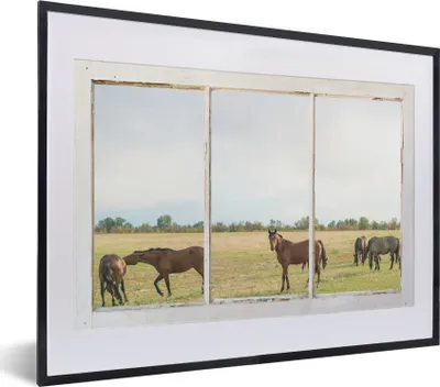 Produktbild von MuchoWow® MuchoWow® Gerahmtes Poster Durchschauen - Pferde - Tiere 40x30 cm - Poster mit zchwarzem Bilderrahmen - Bilderrahmen - Poster im Rahmen