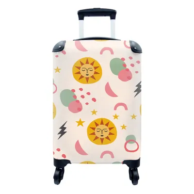 Produktbild von MuchoWow® Koffer Handgepäck Trolley Rollkoffer Kleine Reisekoffer mit 4 Rollen - Sonne - Mond - Sterne - Muster - Cabin Size < 55x40x23 cm & 55x40x20 cm - Fotokoffer - Kabinenkoffer - Boardgepäck - Reise-Box - Reisekoffer - Reisegepäck - Koffer mit Bild - Trolley für Kinder