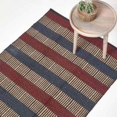 Immagine prodotto di HOMESCAPES Tappeto in juta intrecciato a mano a righe multicolori con motivo geometrico, 150 x 240 cm