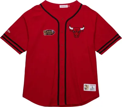 Immagine prodotto di T-shirt Mitchell & Ness TBTF6700-BULLS da Uomo