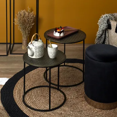 Produktbild von 2er-Set Mirage Home Deco Factory Beistelltische aus gehämmertem Metall