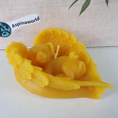 Immagine prodotto di Candela in cera d'api Candela a forma di cane con ali di riccio 4 cm