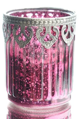 Produktbild von Orientalisch wirkendes Windlicht in kräftig Rosa mit Metallverzierung Ø 8 cm - Glas