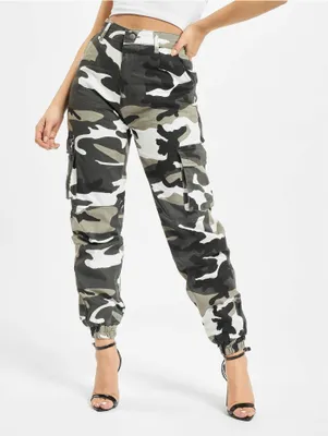 Produktbild von Urban Classics Damenhosen Overow tarnung XL