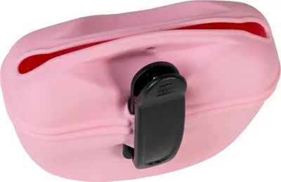 Produktbild von Intirilife Leckerlibeutel für Hunde aus Silikon in Rosa - 13 x 5 x 10.5 cm - Trainingsbeutel Tasche mit Gürtelclip für Trockenfutter Nassfutter Zubehör für Hundetraining
