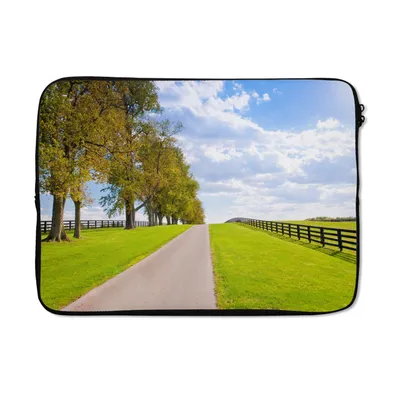 Produktbild von MuchoWow® Laptop Hülle 14 ZollWolken - Bäume - Straße Laptoptasche - Laptoptasche - Stoßsicher - Schutzhaube
