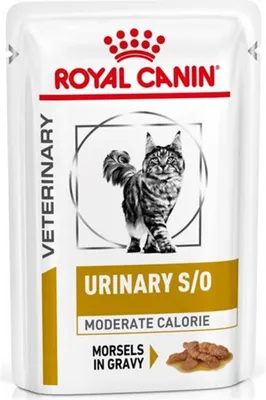 A pouch of Royal Canin Urinary S/O Moderate Calorie cat food.