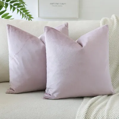 Zdjęcie produktu dla Zestaw 2 poszewek na poduszki z aksamitu, 45x45 cm, różowo-fioletowe