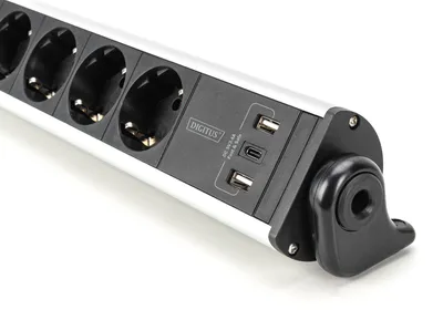 Immagine prodotto di DIGITUS Digitus Ciabatta per ufficio a 6 vie con 3 porte USB