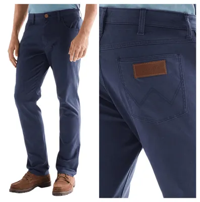Obrázek produktu pro Wrangler | Pánské kalhoty Greensboro, tmavě modré, bavlna, regular fit, strečové, vhodné pro běžné nošení, klasický styl, velikost W32, délka nohavice L34