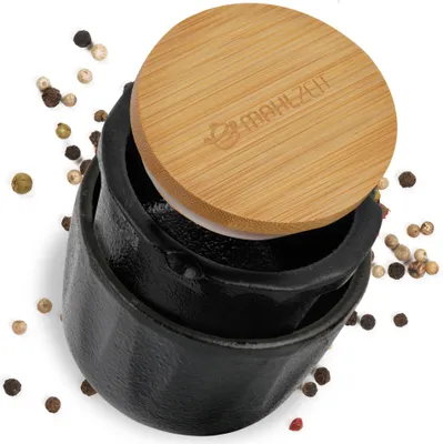 Produktbild von Mahlzeit Gusseisen Pfeffermühle Peppermill, Ø 7,5 x (H) 8 cm, mit Bambusdeckel
