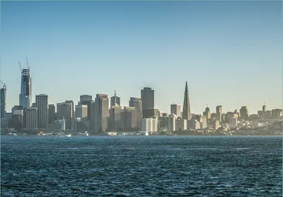 Produktbild von Wallario Fototapete Vliestapete, seidenmatte Oberfläche, einfache Verarbeitung, Größe 300 x 210 cm, Motiv Skyline von San Francisco