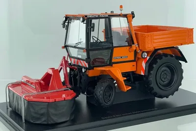 Produktbild von DEUTZ Intrac 2004 kommunal mit Mähwerk DEUTZ KM25F, ATCBC003, Maßstab1/32, AUTOCULT-MODELS