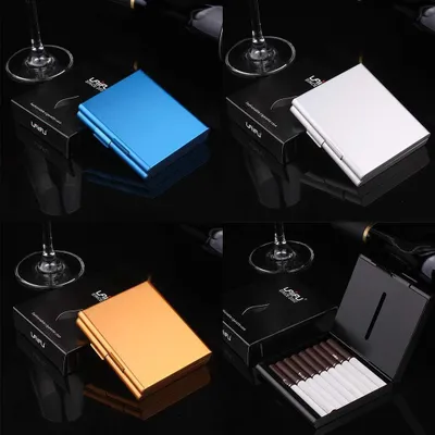 Imagen del producto de Estuche de aluminio  para 20 cigarrillos, compacto y ideal para llevar