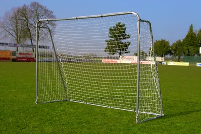 Produktbild von Fußballtor Garten 2,15 x 1,50 m aus galvanisiertem Stahl - Extrem Robustes Kinderfussballtor - Inkl.Netz, Netzclips und Bodenanker