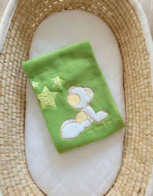 Produktbild von Babydecke aus Polarfleece – Kinderbettdecke – extra weich und warm für kalte Tage
