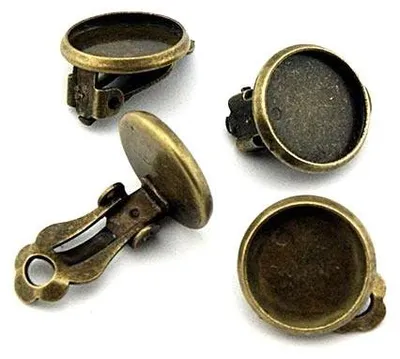 Produktbild von Vintageparts 4 Ohrclips antik Bronze für 12 mm Cabochon, Messing Vintage