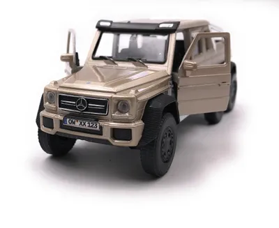 Obrázok produktu pre Onwomania Mercedes Benz G63 6x6 AMG Zlatý model auta s poznávacou značkou Mst. 1:34