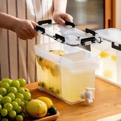 Immagine prodotto di Distributore di bevande in plastica da 3,5 litri con rubinetto per frigorifero