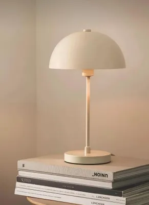 Produktbild von Opviq, Hochwertige Tischlampe, Metallkörper, Creme, Ø25 cm, E27, IP20, 39 cm