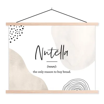 Produktbild von MuchoWow® Textilposter Zitate - Nutella - Sprichwörter - Wörterbuch - Nutella Definition 120x90 cm mit holzfarbenen Rahmen - Magnetisch