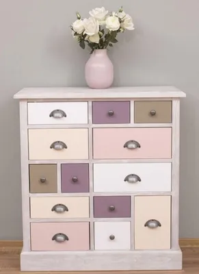 Landhausstil Massivholz Kommode mit 13 Schubladen Hellgrau Mehrfarig Country Style Solid Wood Chest of Drawers with 13 Drawers Light Gray Multicolor