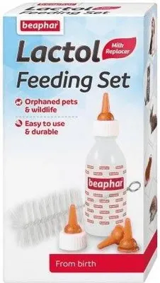 A product box for a Beaphar Lactol Feeding Set, showing the contents and branding.