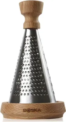 Obrázok produktu pre Stolové strúhadlo Boska Oslo / tri rôzne povrchy / nerezová oceľ / drevo / hnedá / strieborná / 270 x 145 x 145 mm
